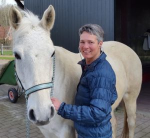 Pferdeprais- Dr. Karin Roese